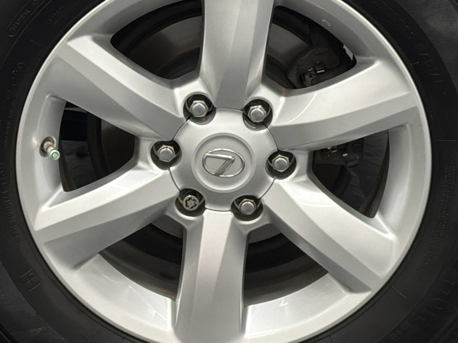 Used 2019 Lexus GX 460 AWD/4WD image 5