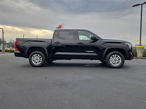 New 2026 Toyota Tundra SR5 image 2
