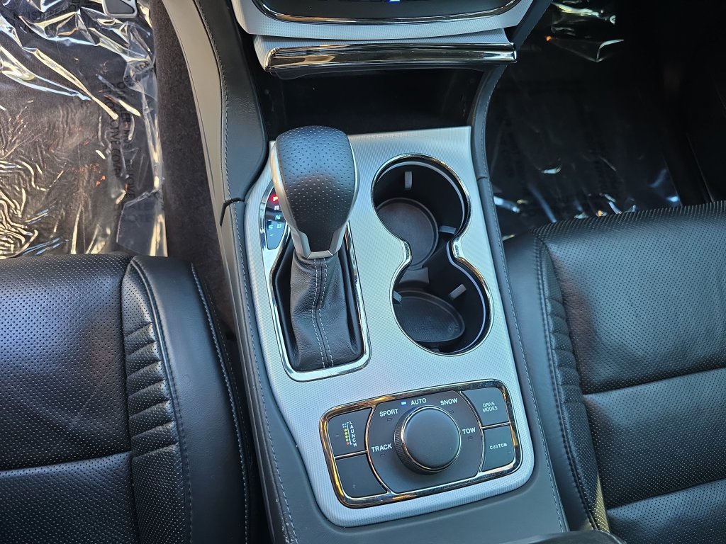 Used 2018 Jeep Grand Cherokee Trackhawk AWD/4WD image 32