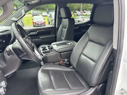 Used 2025 GMC Sierra 1500 SLT AWD/4WD image 15