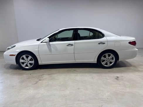 Used 2005 Lexus ES 330 FWD image 3