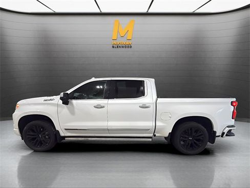 Used 2022 Chevrolet Silverado 1500 High Country image 5