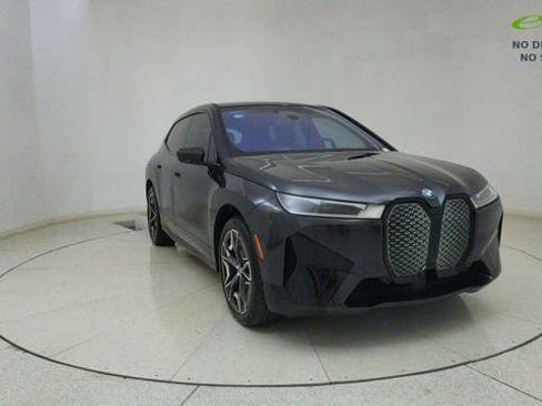 Used 2024 BMW iX xDrive50 w/ Sport Package AWD/4WD image 62