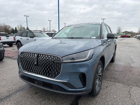 New 2026 Lincoln Aviator AWD image 10
