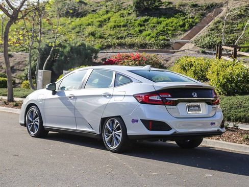 Used 2019 Honda Clarity Touring image 5