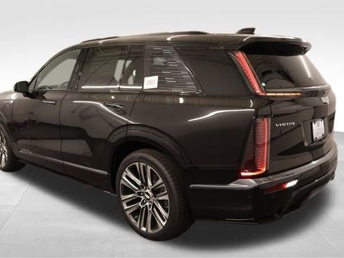 New 2026 Cadillac Vistiq Platinum image 3