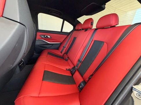 Used 2025 BMW M3 Competition w/ Executive Package image 30