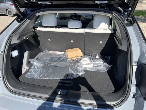 New 2026 Nissan Leaf Platinum+ w/ Cargo Package (Platinum+) image 31