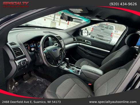 Used 2016 Ford Explorer XLT image 13