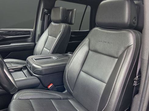 Used 2023 GMC Yukon Denali w/ Max Trailering Package AWD/4WD image 11