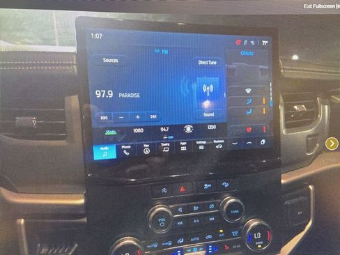 Used 2024 Ford Expedition Max XLT image 5