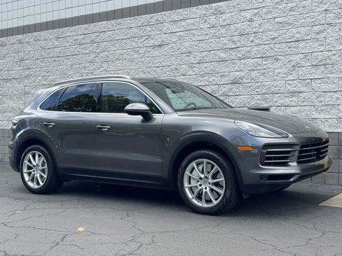 Used 2019 Porsche Cayenne AWD/4WD image 4