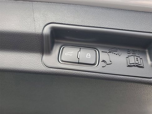 New 2026 Ford Explorer Active w/ Active Comfort Package image 32