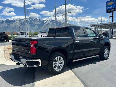 Certified 2022 Chevrolet Silverado 1500 LTZ w/ Technology Package AWD/4WD image 25
