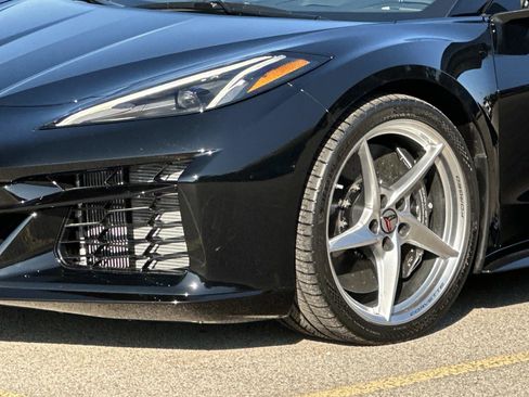 Used 2025 Chevrolet Corvette E-Ray image 9