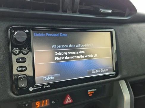 Used 2017 Toyota 86 image 10