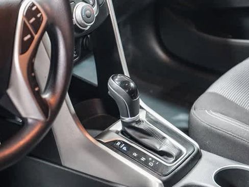 Used 2016 Hyundai Elantra GT image 23