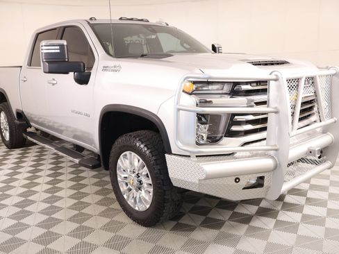 Used 2023 Chevrolet Silverado 2500 High Country w/ Technology Package AWD/4WD image 1