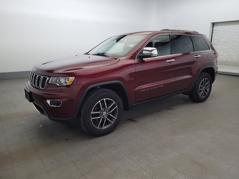 Used 2018 Jeep Grand Cherokee Limited AWD/4WD image 2