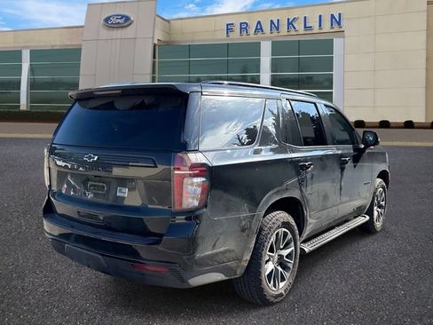 Used 2023 Chevrolet Tahoe Z71 w/ Luxury Package AWD/4WD image 7