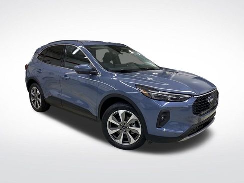 Used 2025 Ford Escape Platinum w/ Premium Technology Package image 49