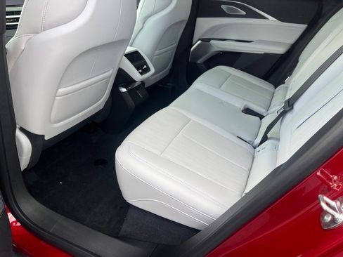 New 2026 Cadillac Lyriq Premium Luxury image 8