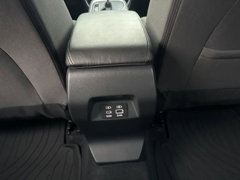 Used 2025 Subaru Crosstrek 2.5i Premium image 25