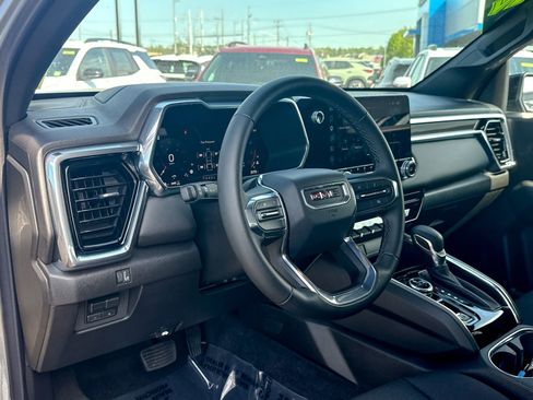 Certified 2026 GMC Canyon Elevation w/ Convenience Package AWD/4WD image 16