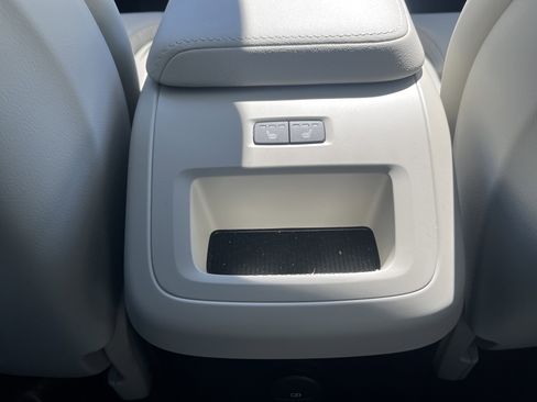 New 2026 Volvo XC60 T8 Ultra w/ Protection Package Premier image 12