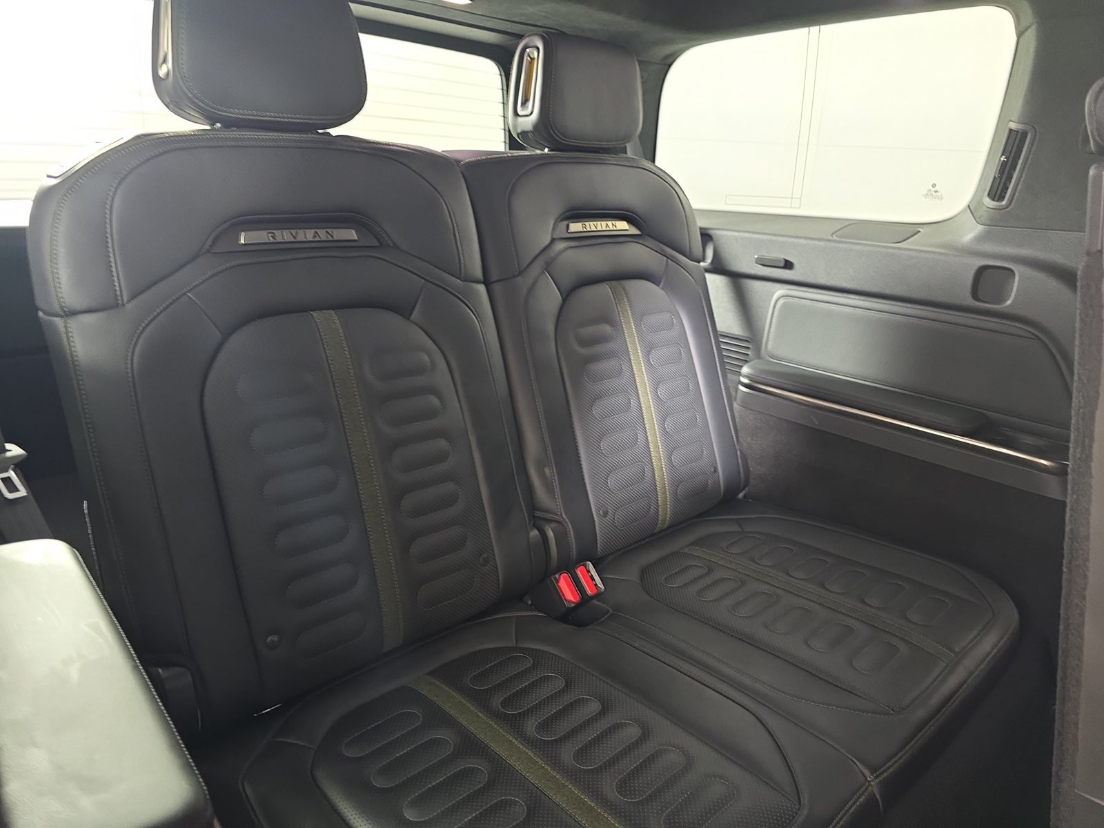 Used 2024 Rivian R1S Adventure Quad AWD/4WD image 22