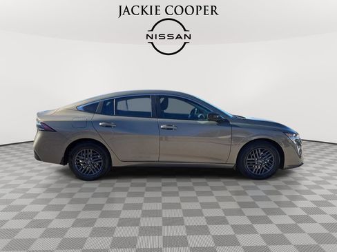 New 2026 Nissan Sentra SV w/ SV Convenience Package FWD image 6