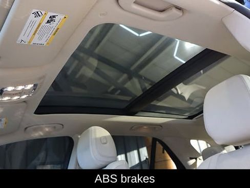 Used 2022 Mercedes-Benz GLE 350 4MATIC image 10