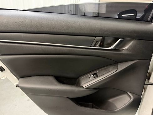 Used 2021 Honda Accord Sport image 35