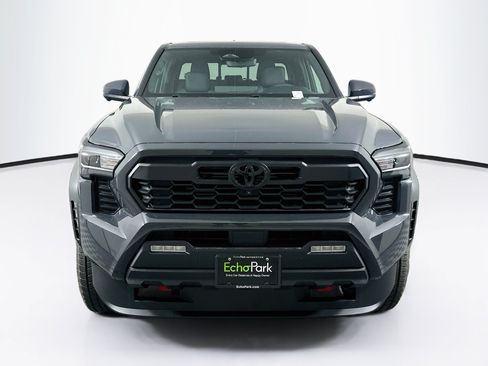 Used 2026 Toyota Tacoma TRD Off-Road w/ TRD Off Road Premium Package AWD/4WD image 2