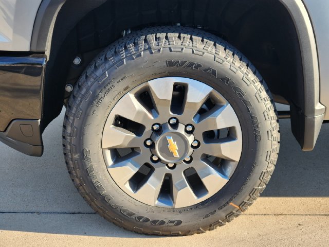 New 2026 Chevrolet Silverado 2500 Custom w/ Custom Value Package AWD/4WD image 18