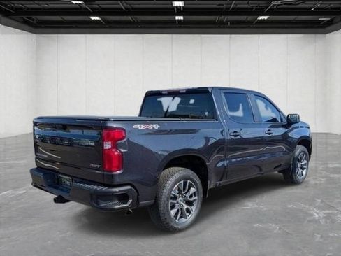 Used 2022 Chevrolet Silverado 1500 RST AWD/4WD image 5