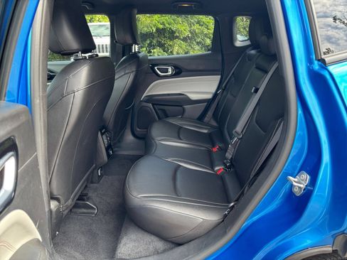 Used 2025 Jeep Compass Limited AWD/4WD image 25
