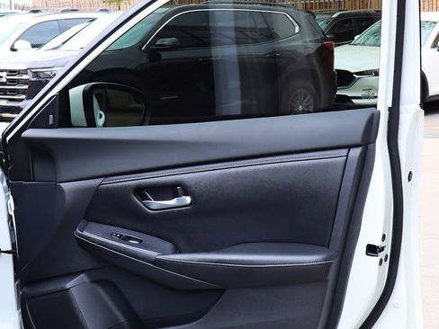 Used 2021 Nissan Sentra SV FWD image 29