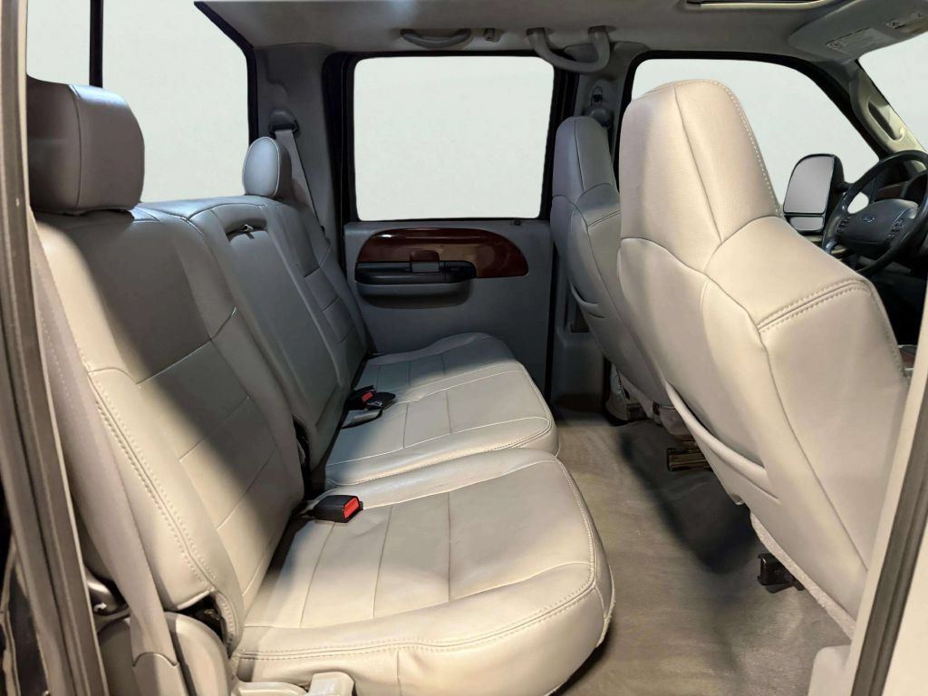 Used 2007 Ford F250 Lariat AWD/4WD image 22