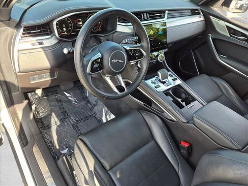 Used 2024 Jaguar F-PACE R-Dynamic S AWD/4WD image 10