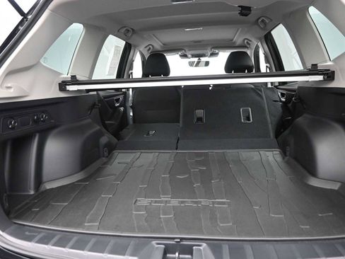 Used 2024 Subaru Forester Premium AWD/4WD image 40
