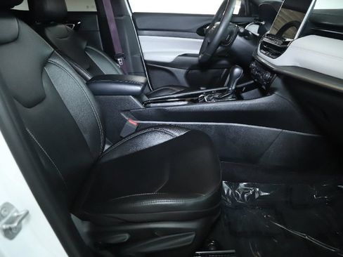 Used 2025 Jeep Compass Limited AWD/4WD image 33