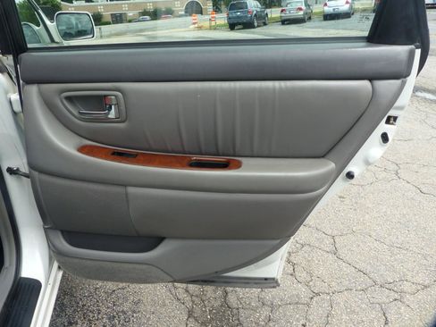 Used 2004 Toyota Avalon XL FWD image 14