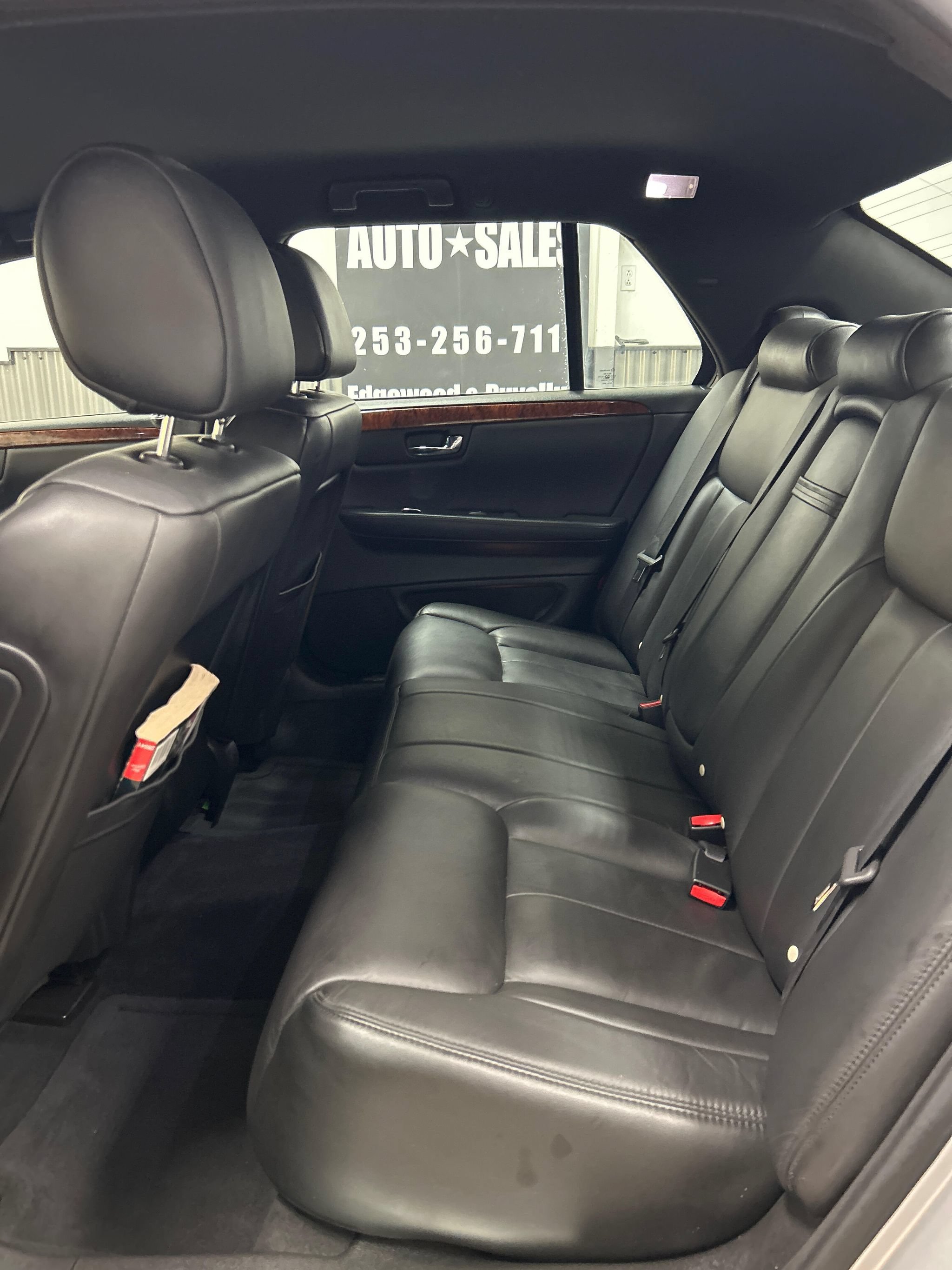 Used 2007 Cadillac DTS FWD image 9
