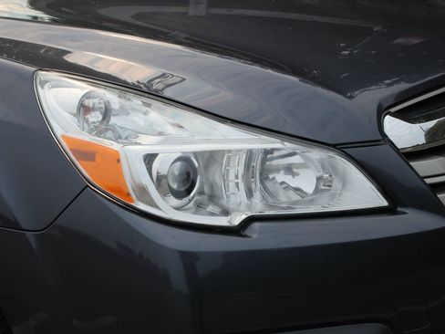 Used 2014 Subaru Outback 2.5i Premium image 37