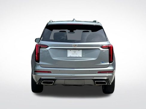 Certified 2023 Cadillac XT6 Premium Luxury FWD image 17