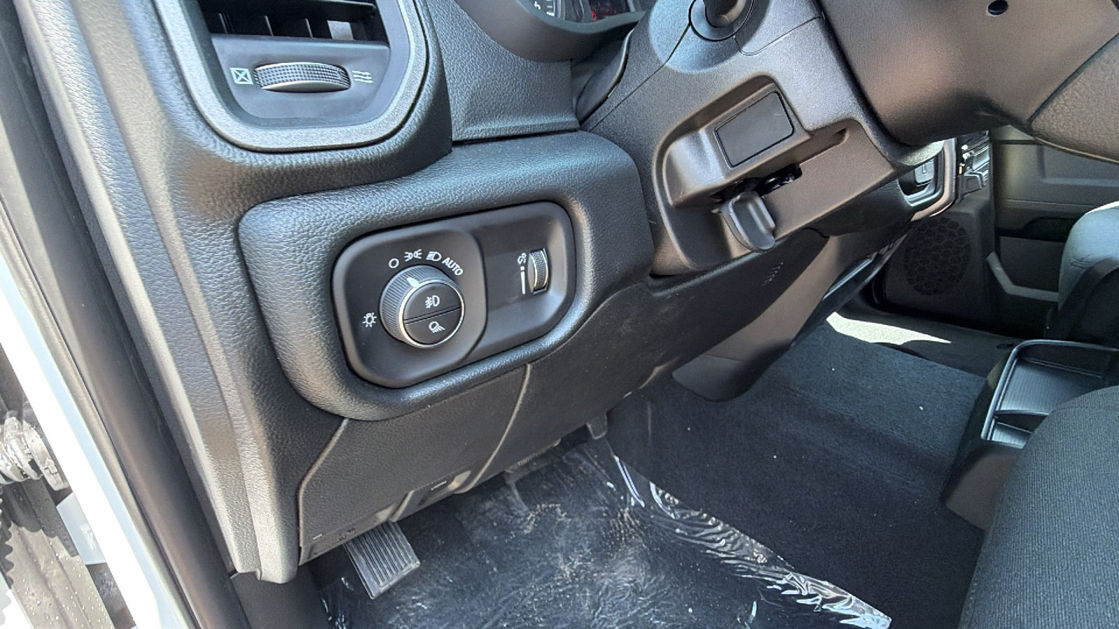 New 2026 RAM 2500 Tradesman AWD/4WD image 20
