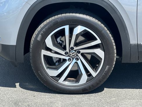 Used 2023 Volkswagen Atlas Cross Sport SEL AWD/4WD image 26