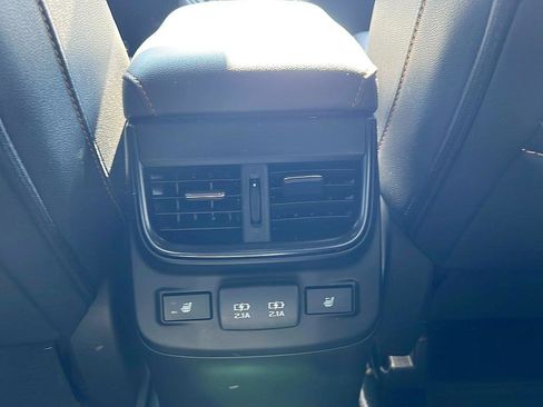 Used 2022 Subaru Outback Wilderness w/ Wilderness Package image 33