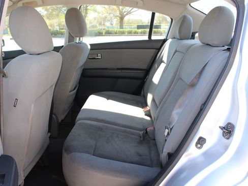 Used 2012 Nissan Sentra 2.0 S image 7